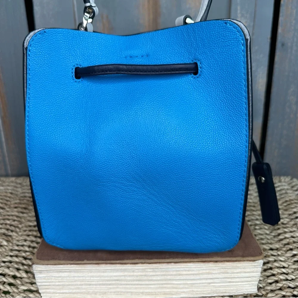 Kate Spade Busy Small Bucket Bag Oceanside - Picture 7 of 15